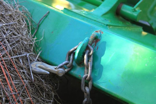 How to move a round bale without a hay spike by using the front-end