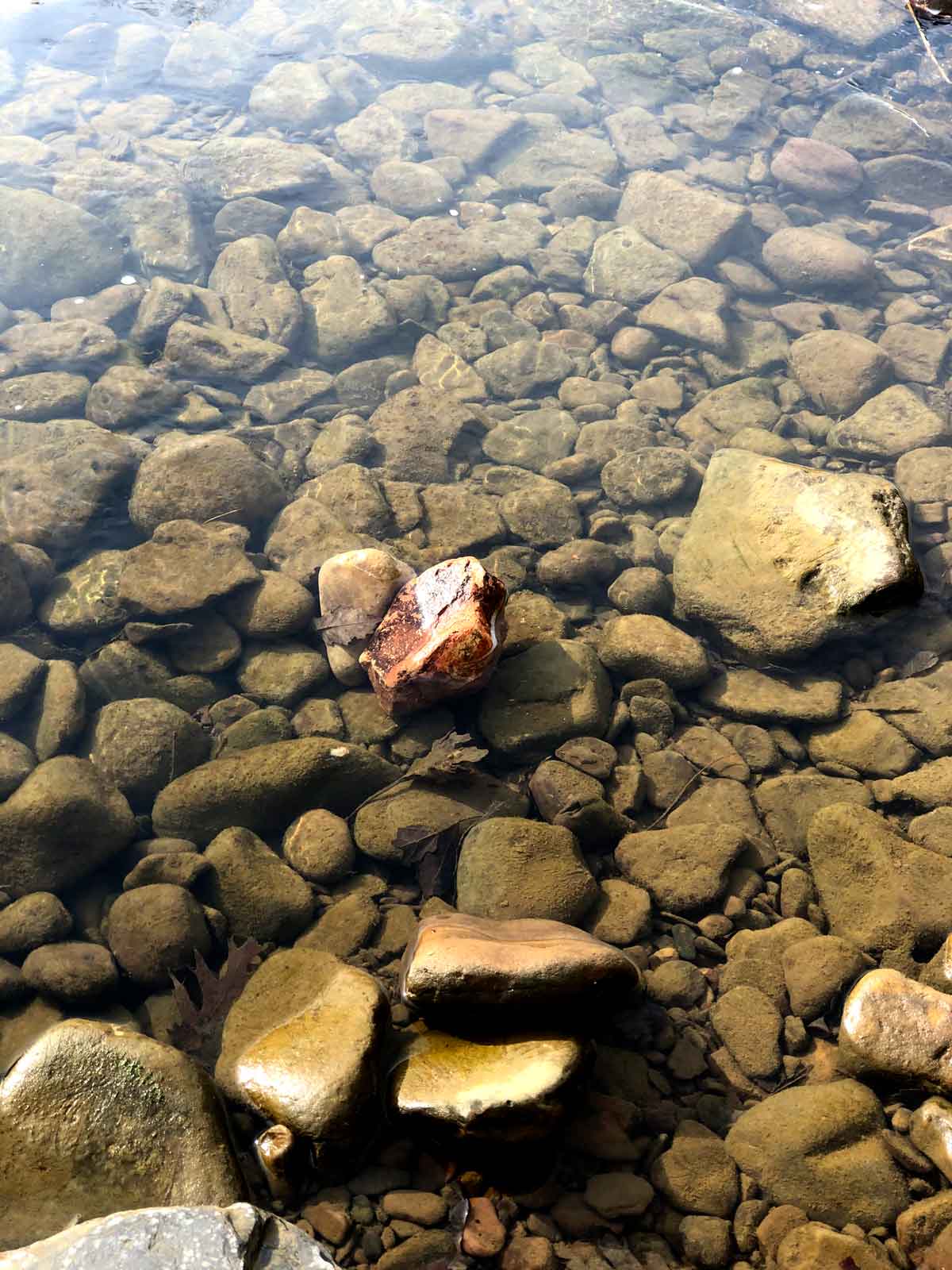 An example of the sort of rock that calls like a siren to a pigment hunting nature artist.